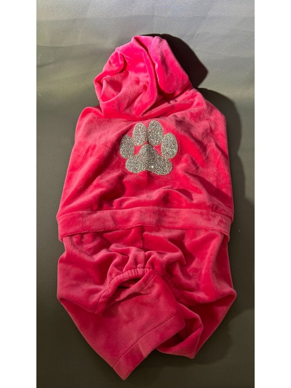 Isaac Mizrahi Pet Hoodie Pink Velour Fabric Glitter Paw Design Small Dog Size - Picture 2 of 4